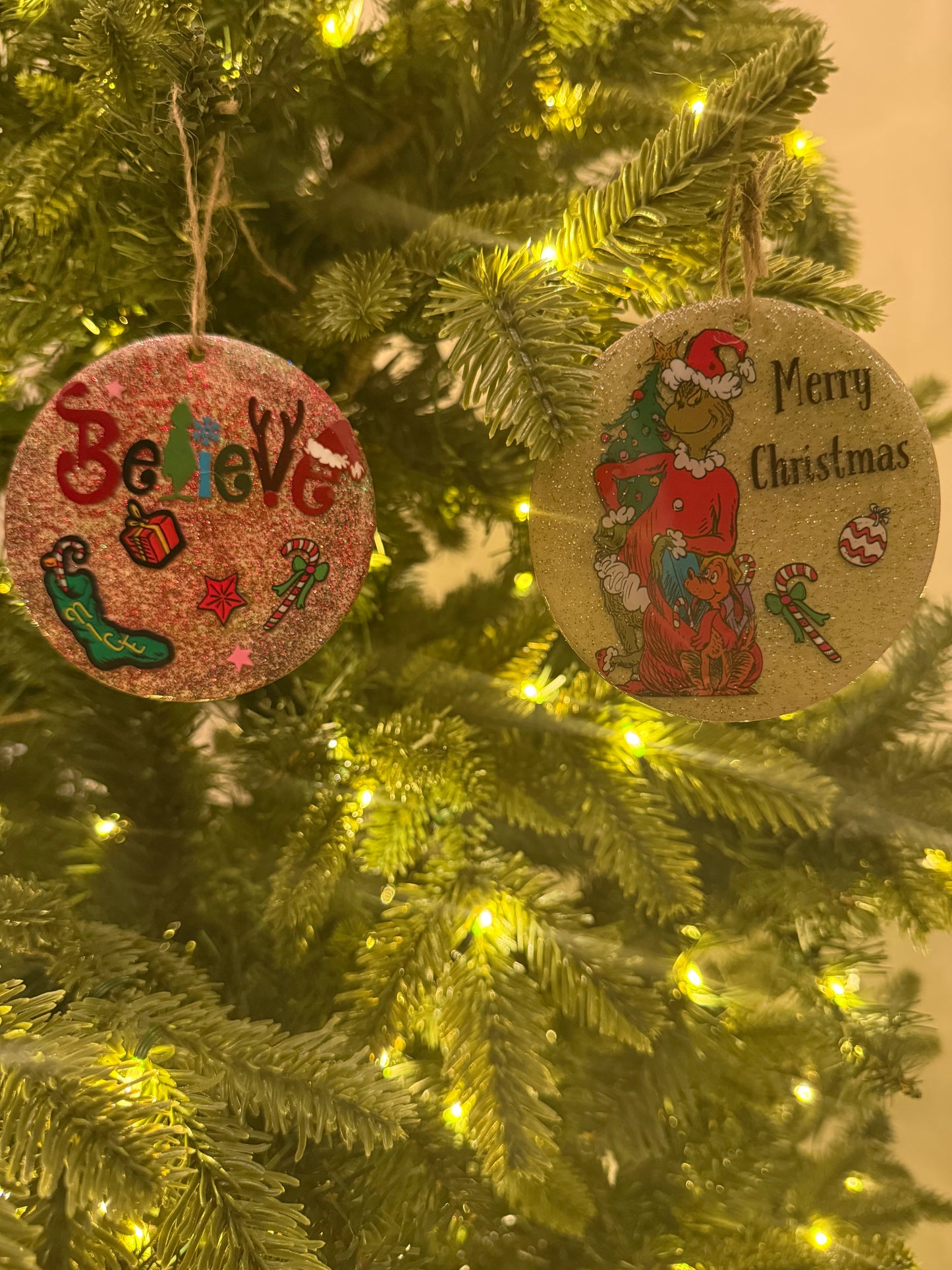 Grinch ornaments set of 2✨ can have name & year engraved on the back
