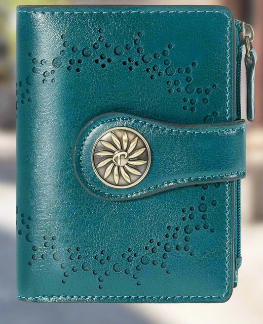 Women’s wallet w/ Personalization added✨