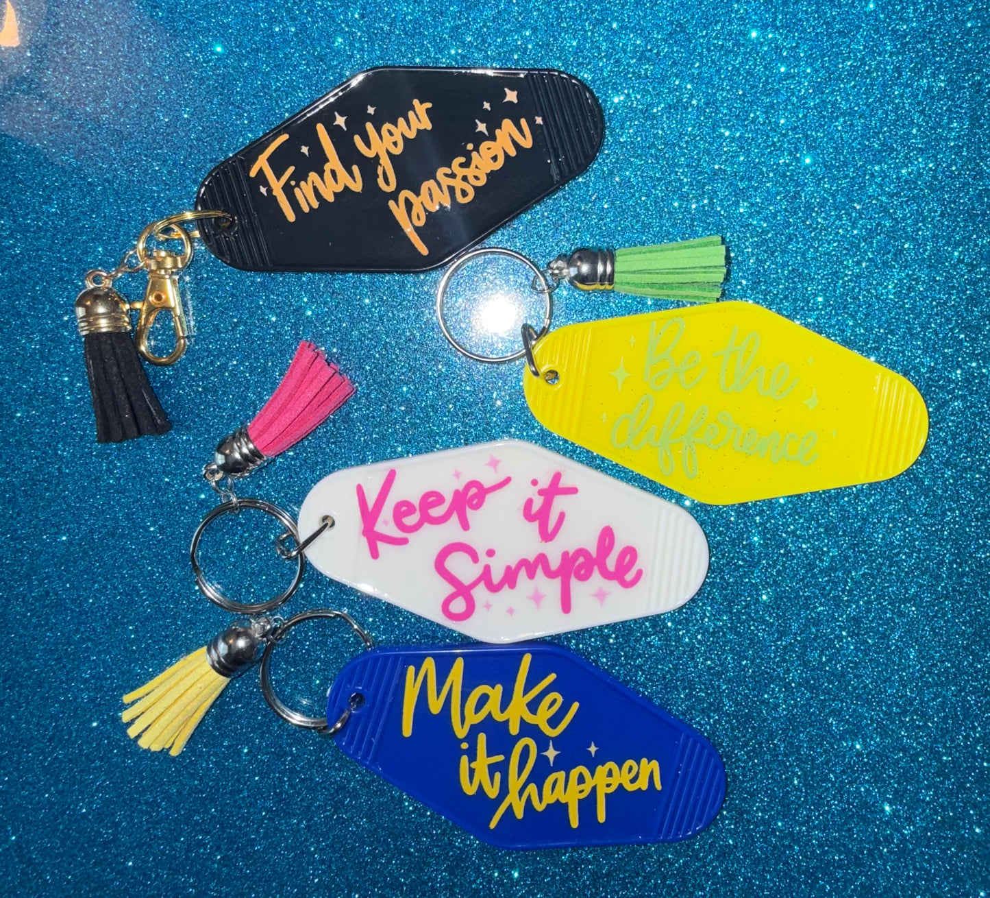 4 Pack of Motivational Keychains✨